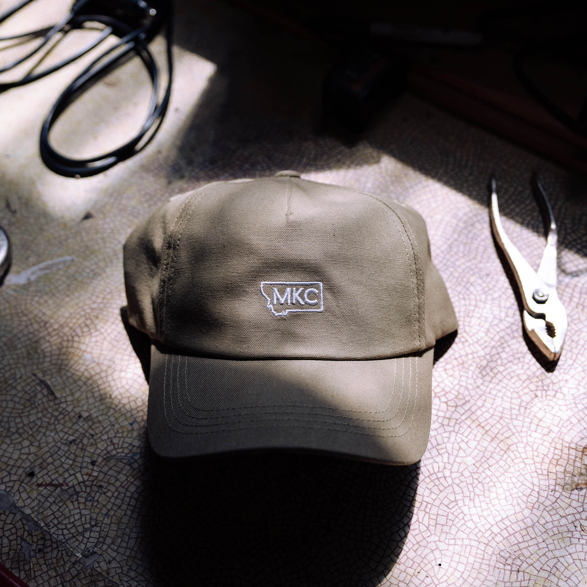 MKC CANVAS DAD HAT - OLIVE