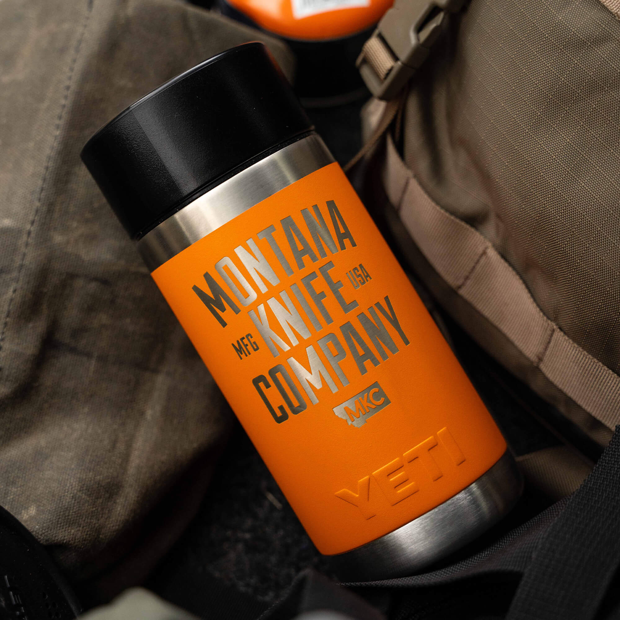 MKC x YETI RAMBLER 12 OZ HOTSHOT - BLAZE ORANGE