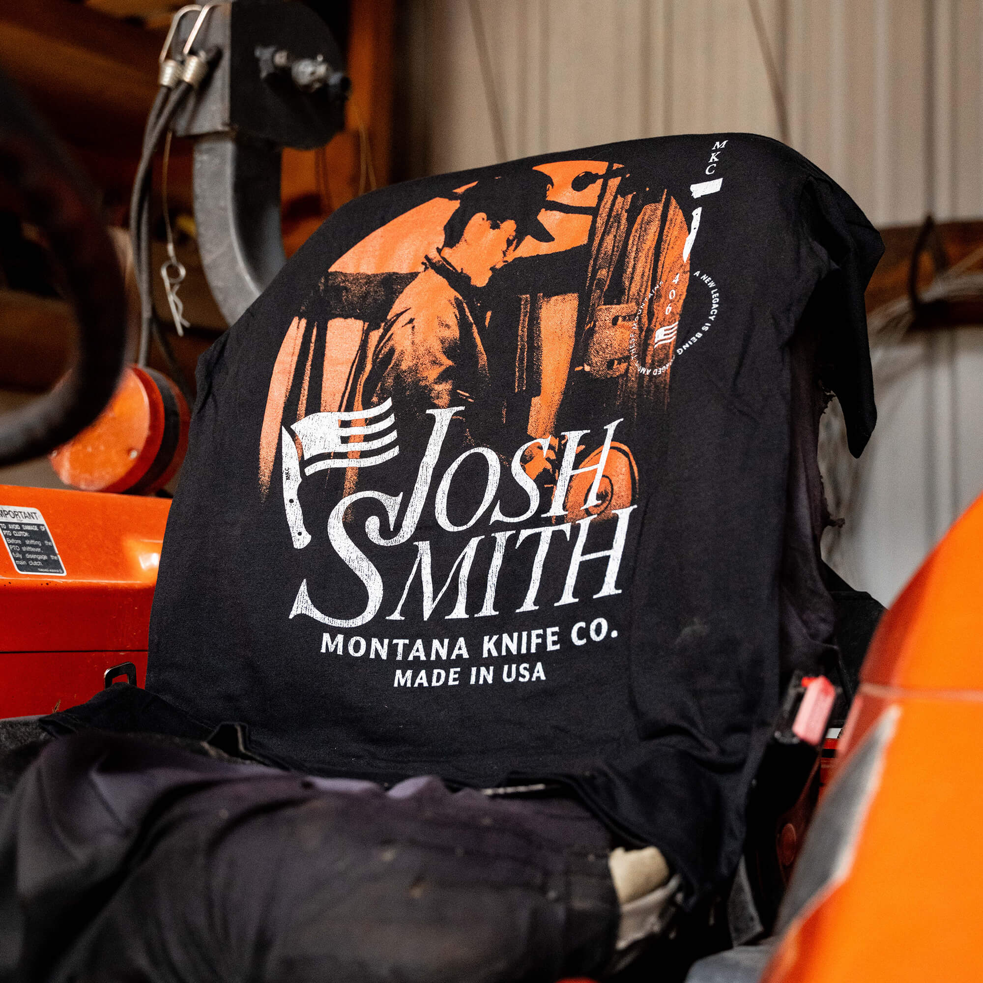 JOSH SMITH KNIVES TEE