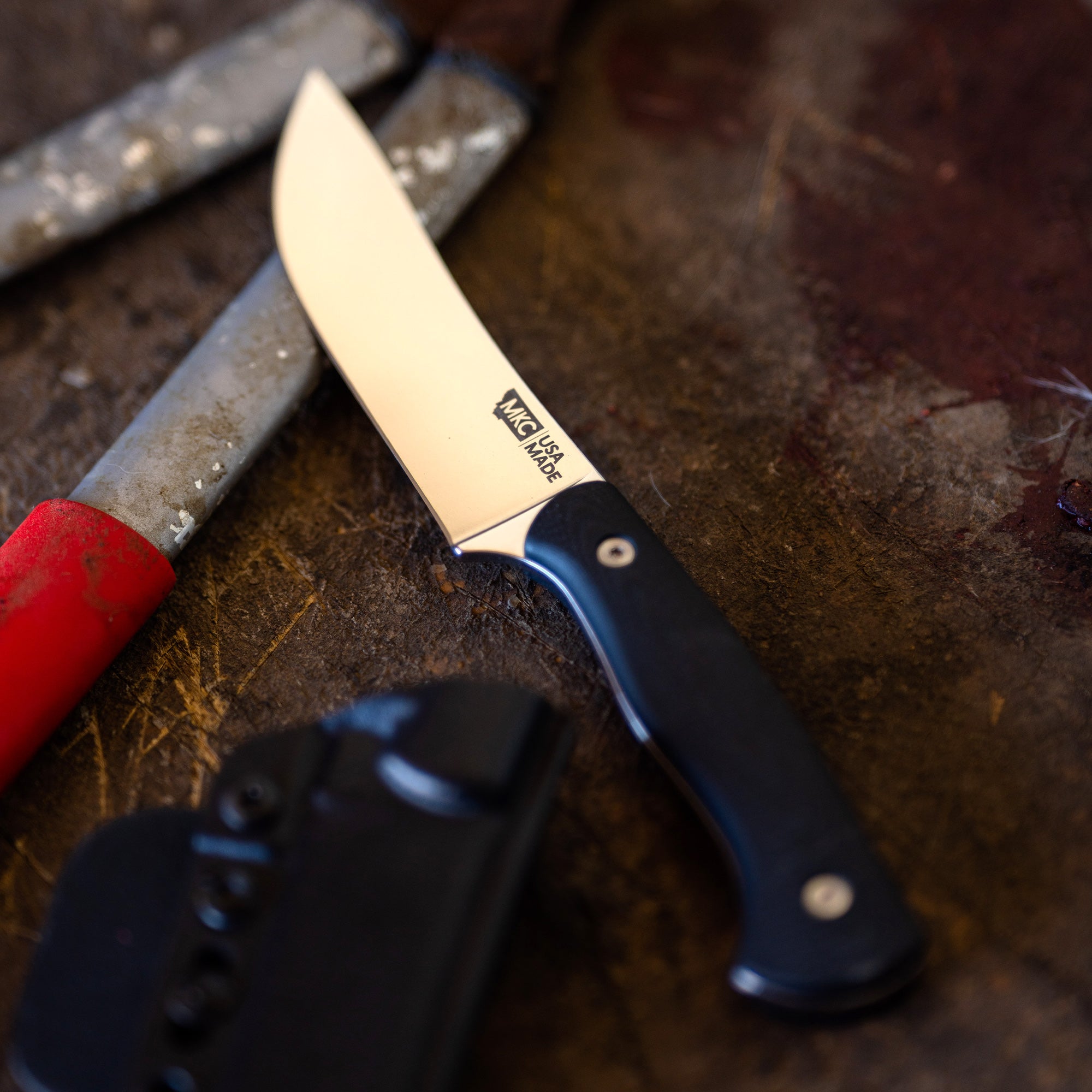 MKC Stonewall Skinner Review: MagnaCut Hunting Knife Done Right